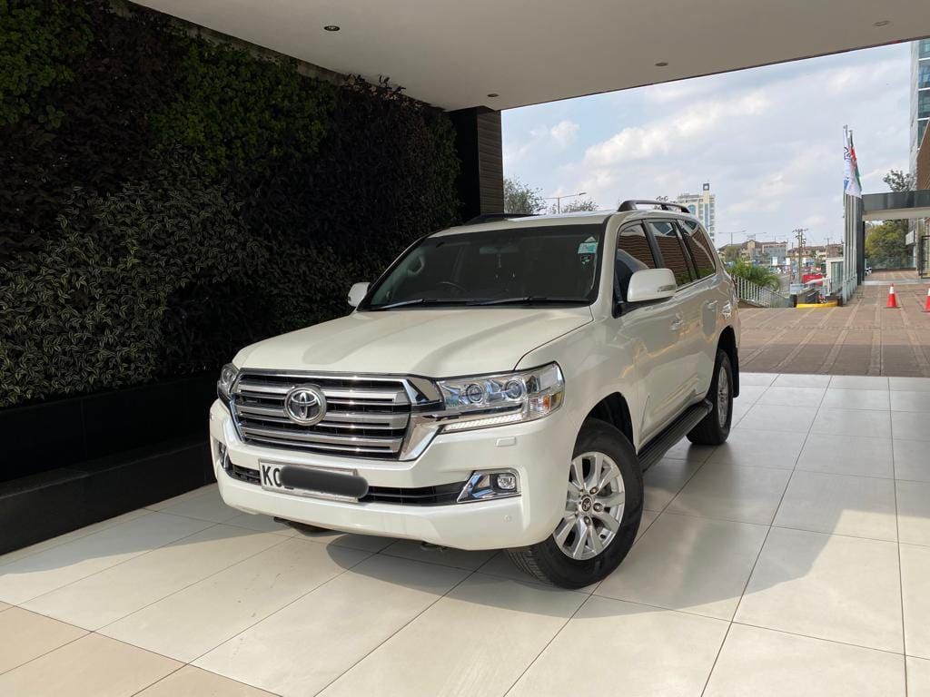 Land Cruiser V8